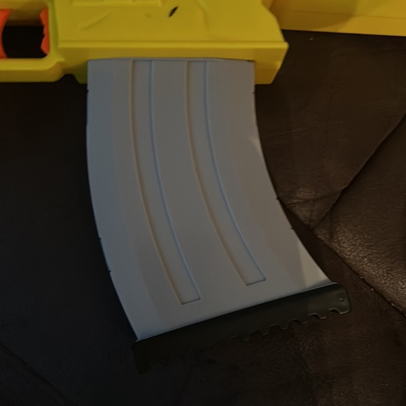 Gun - Picture 6 of 8